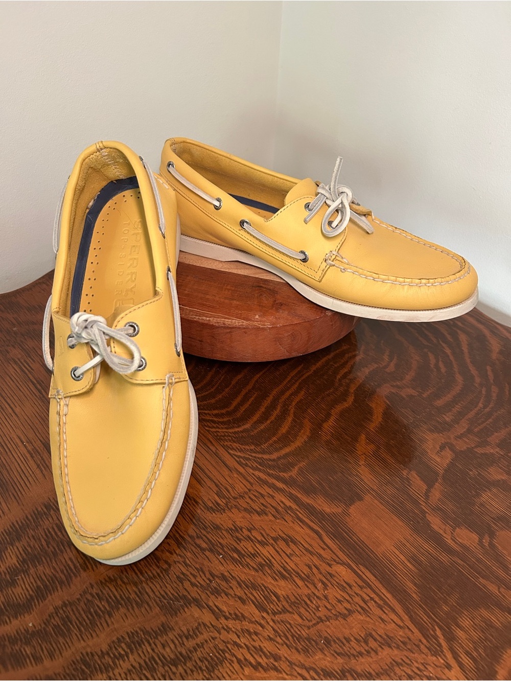 Sperry 2 Eye Boat Shoes Yellow Leather 11.5